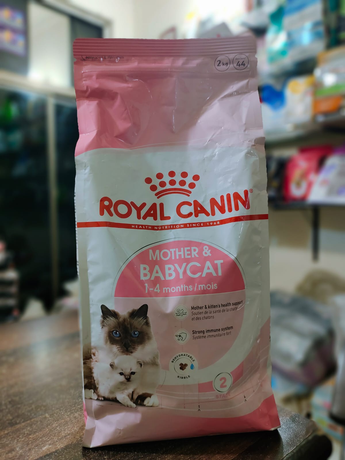 Royal canin mother&baby cat food